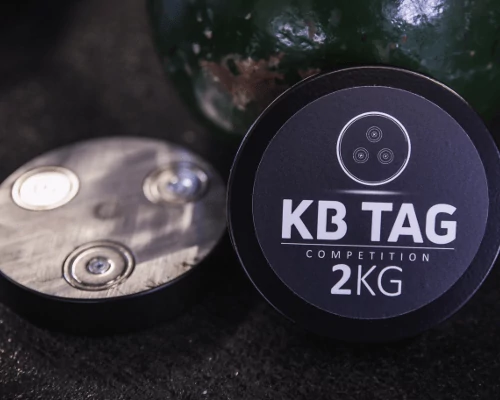 KB TAG COMPETITION 2 kg – přední strana a magnety